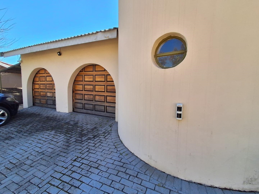 3 Bedroom Property for Sale in Three Rivers East Gauteng