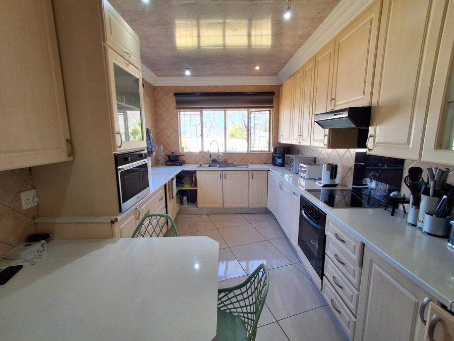 3 Bedroom Property for Sale in Three Rivers East Gauteng