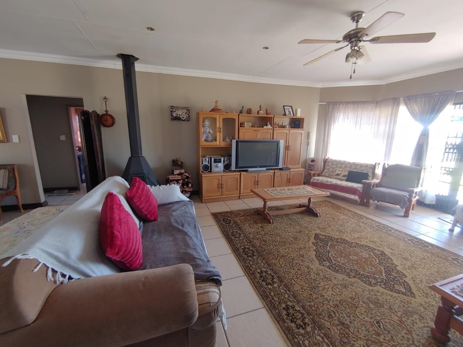 3 Bedroom Property for Sale in Mooilande Gauteng