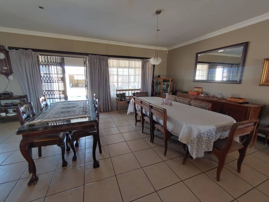 3 Bedroom Property for Sale in Mooilande Gauteng