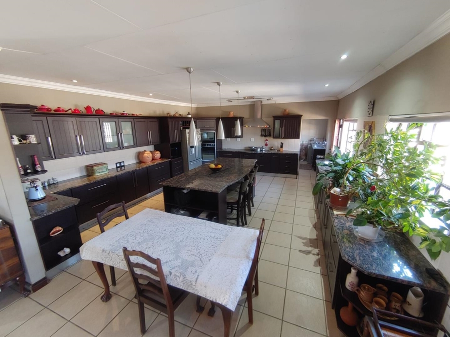 3 Bedroom Property for Sale in Mooilande Gauteng