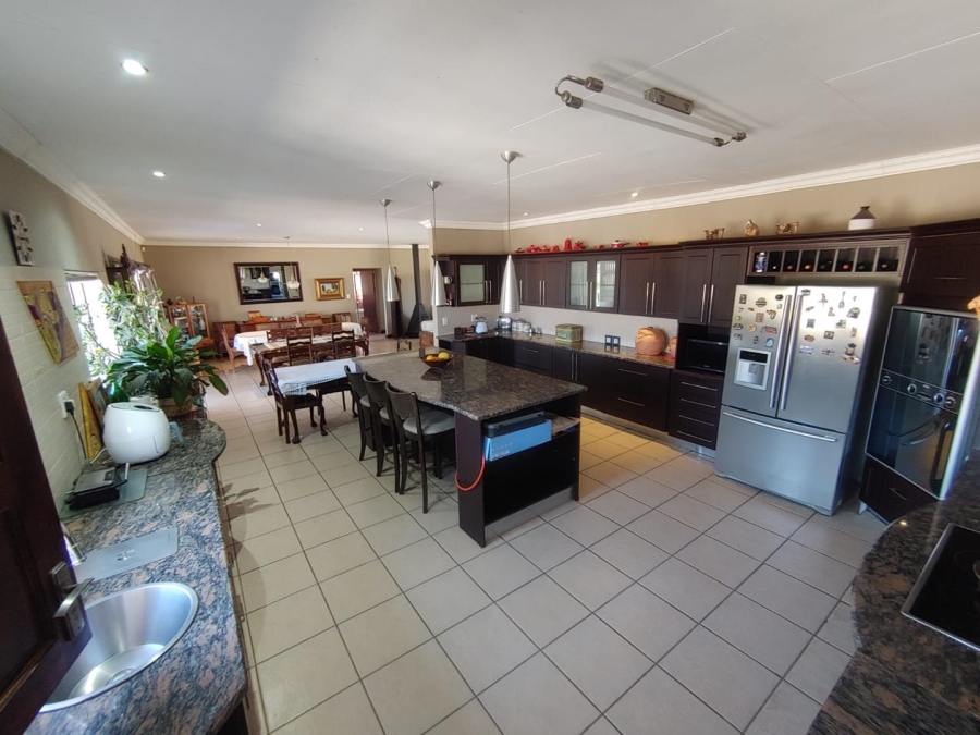 3 Bedroom Property for Sale in Mooilande Gauteng