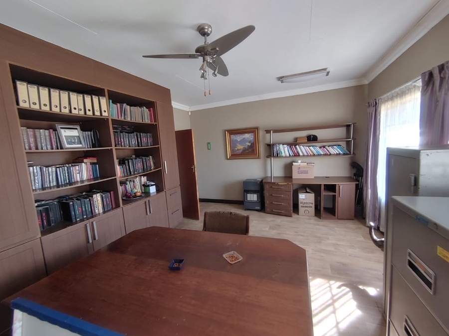 3 Bedroom Property for Sale in Mooilande Gauteng