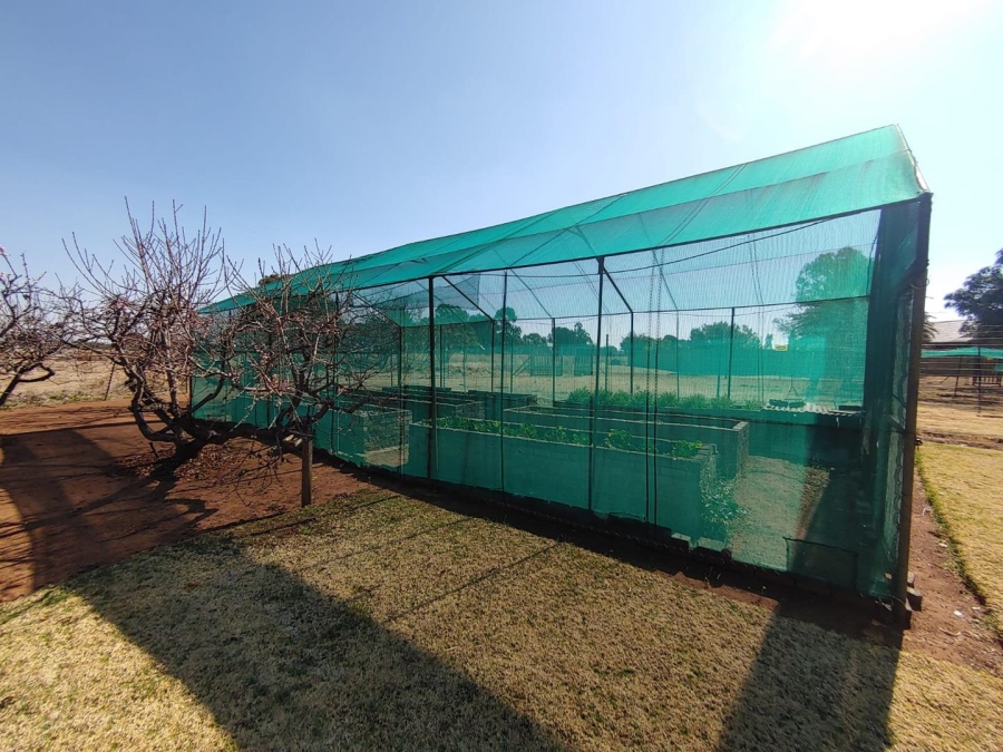 3 Bedroom Property for Sale in Mooilande Gauteng