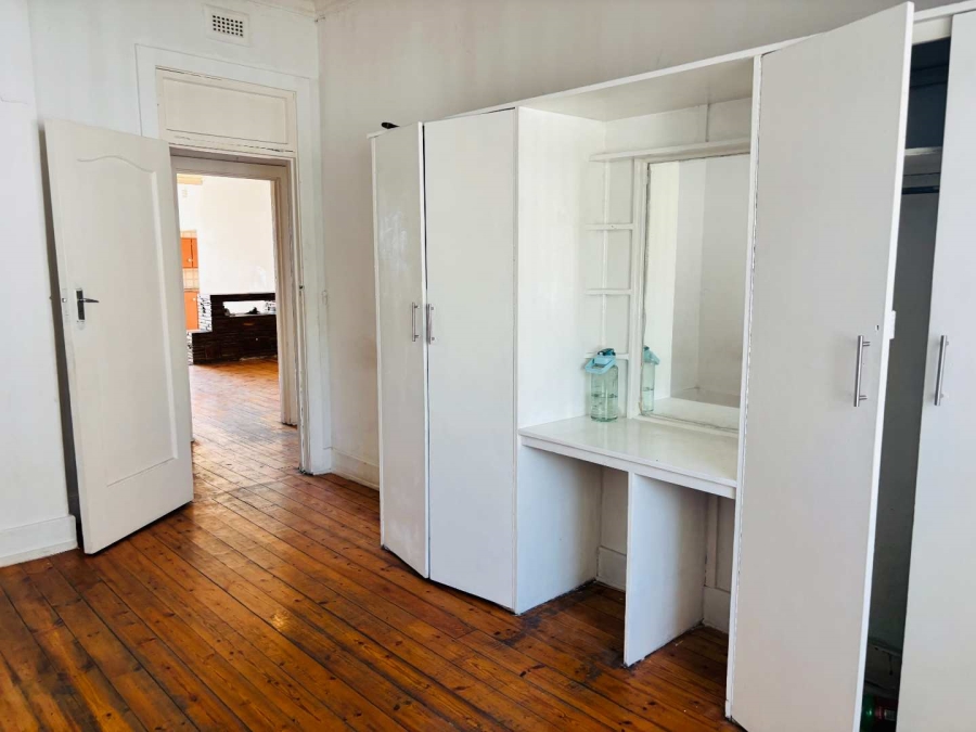 5 Bedroom Property for Sale in Rosettenville Gauteng