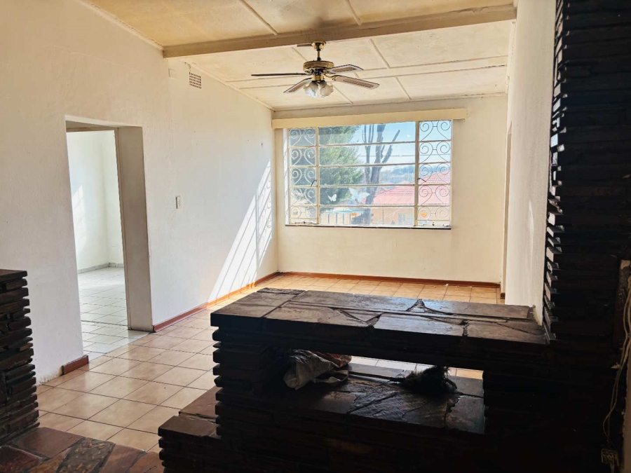 5 Bedroom Property for Sale in Rosettenville Gauteng