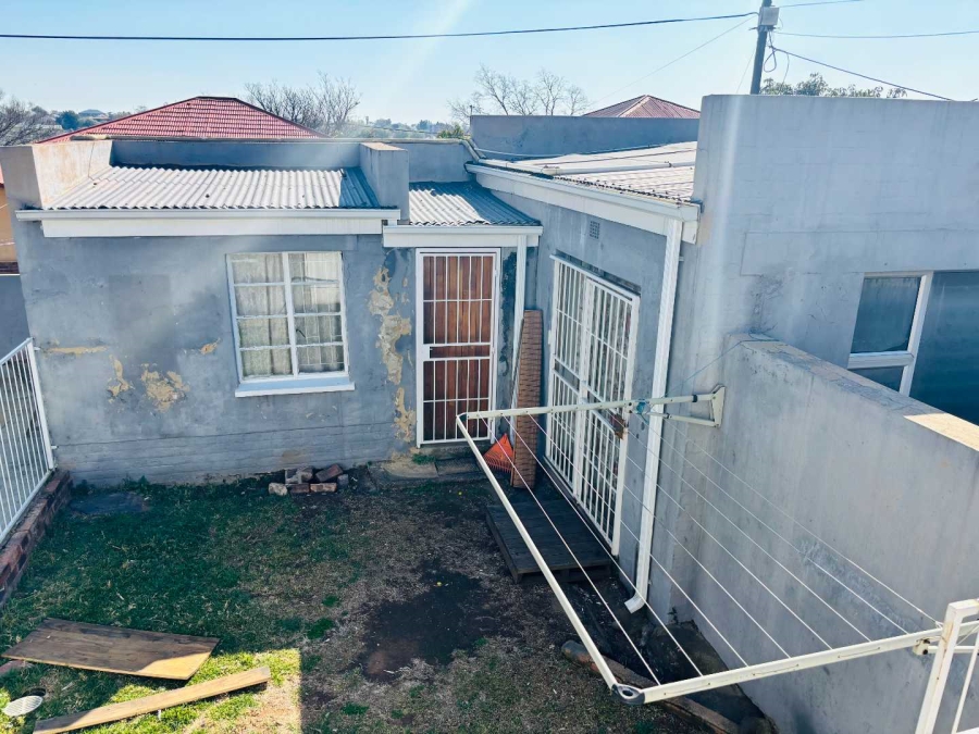 5 Bedroom Property for Sale in Rosettenville Gauteng