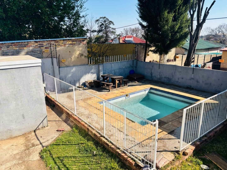 5 Bedroom Property for Sale in Rosettenville Gauteng