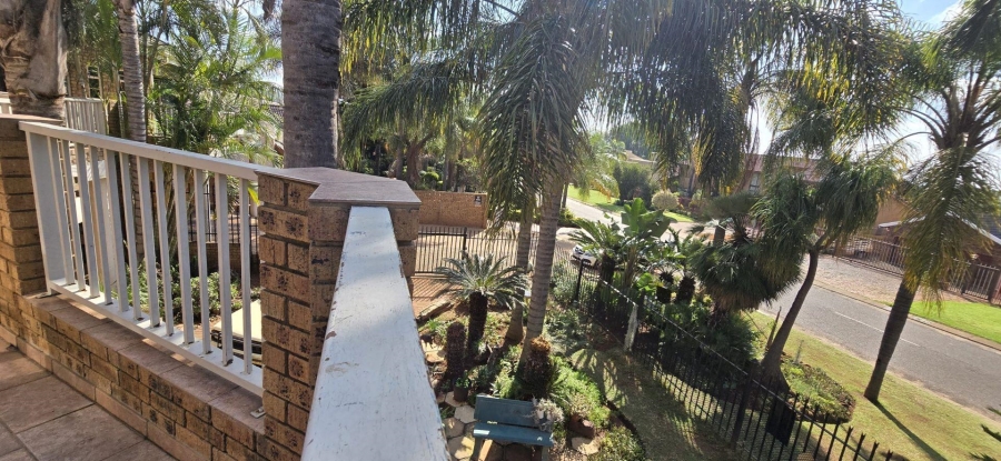 6 Bedroom Property for Sale in Amandasig Gauteng