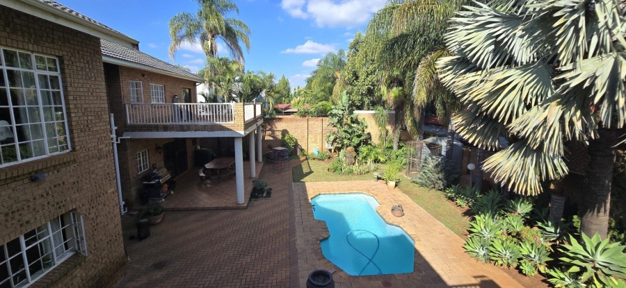 6 Bedroom Property for Sale in Amandasig Gauteng