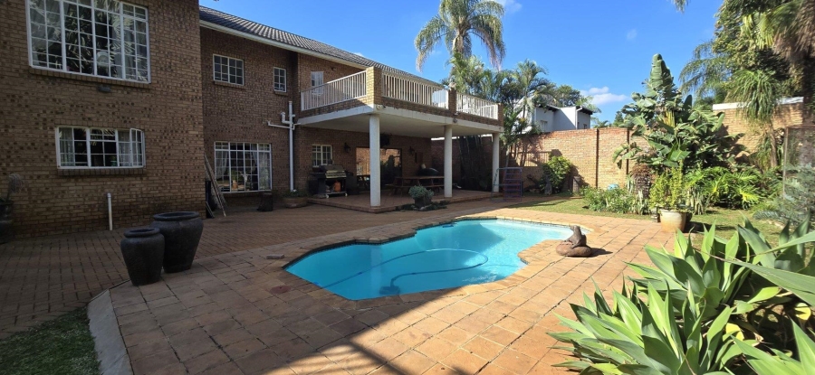 6 Bedroom Property for Sale in Amandasig Gauteng