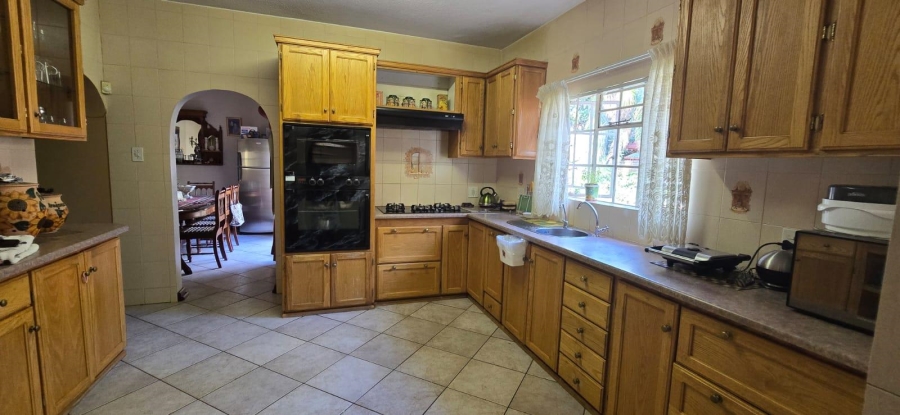 6 Bedroom Property for Sale in Amandasig Gauteng