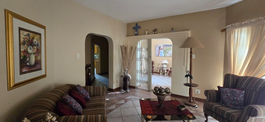 6 Bedroom Property for Sale in Amandasig Gauteng