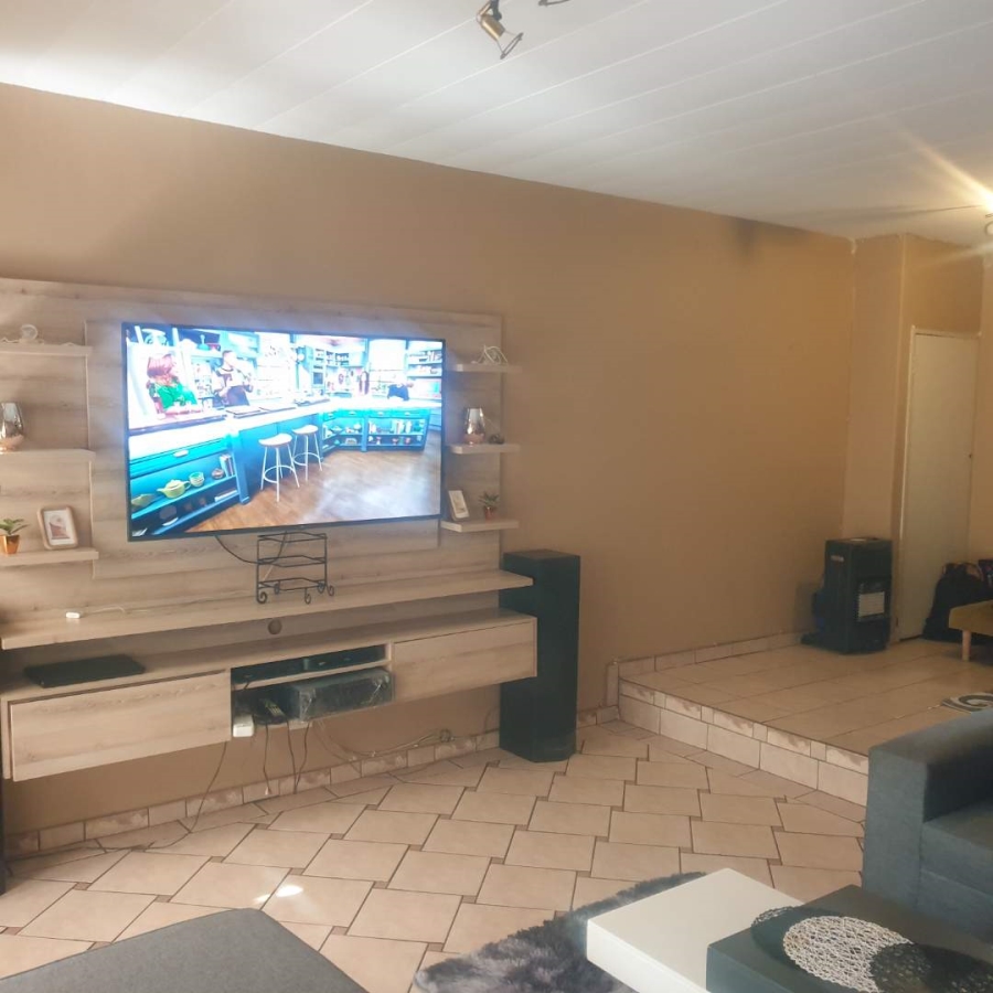3 Bedroom Property for Sale in Meyerspark Gauteng