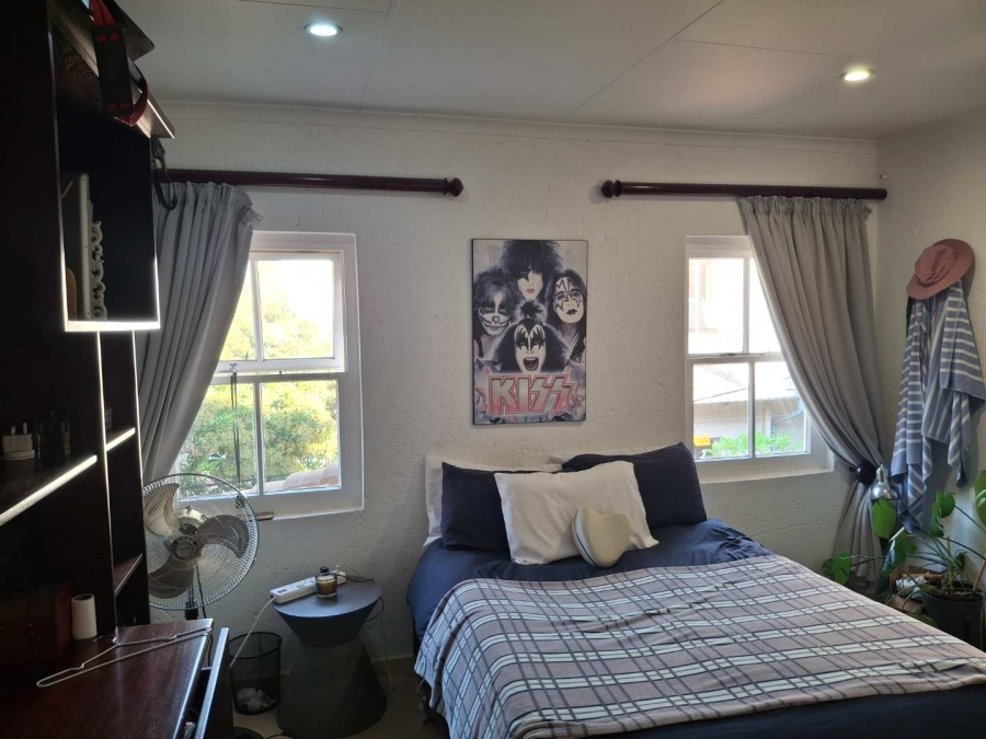 To Let 4 Bedroom Property for Rent in Magaliessig Gauteng