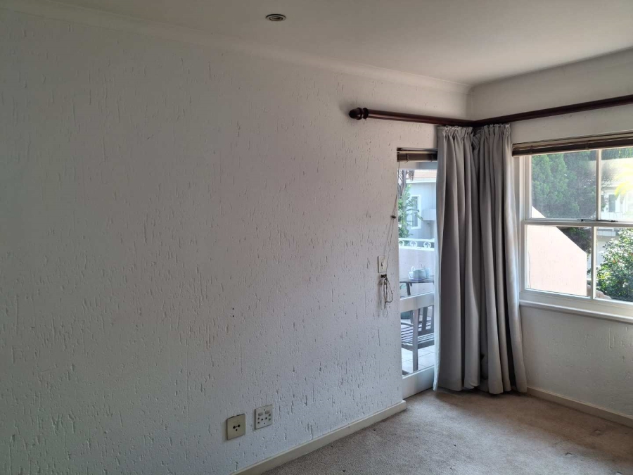 To Let 4 Bedroom Property for Rent in Magaliessig Gauteng
