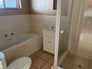 To Let 1 Bedroom Property for Rent in Paulshof Gauteng