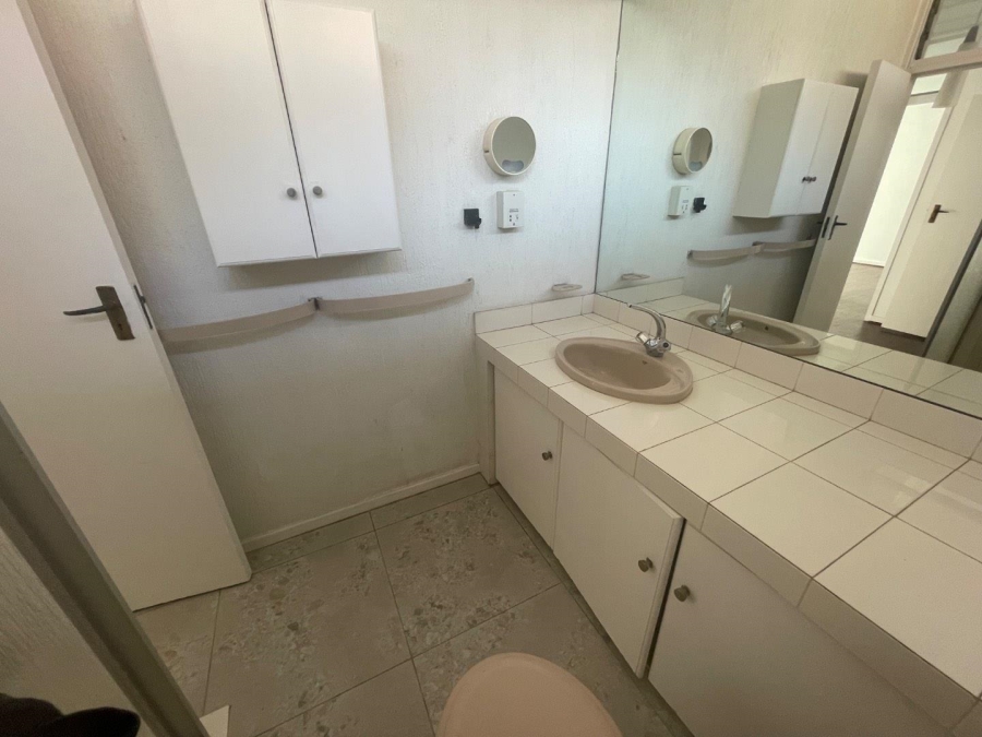 To Let 2 Bedroom Property for Rent in Hyde Park Gauteng