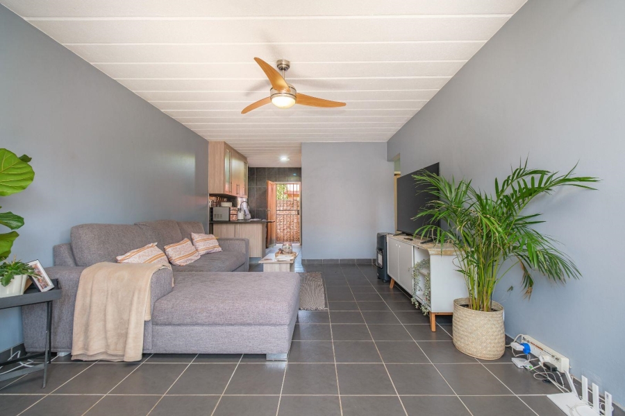 2 Bedroom Property for Sale in Highveld Gauteng