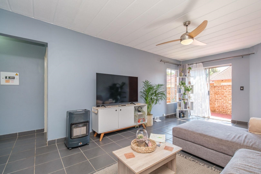 2 Bedroom Property for Sale in Highveld Gauteng