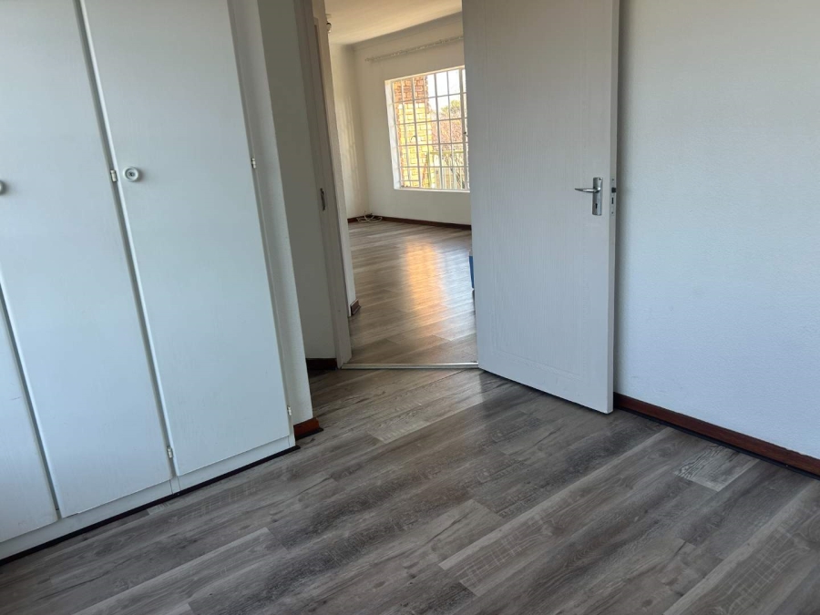 2 Bedroom Property for Sale in Farrarmere Gauteng