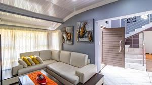 To Let 5 Bedroom Property for Rent in Glenvista Gauteng