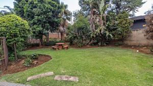 To Let 5 Bedroom Property for Rent in Glenvista Gauteng