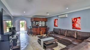 To Let 5 Bedroom Property for Rent in Glenvista Gauteng