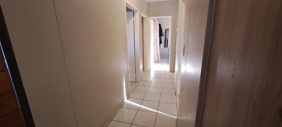 3 Bedroom Property for Sale in South Hills Gauteng