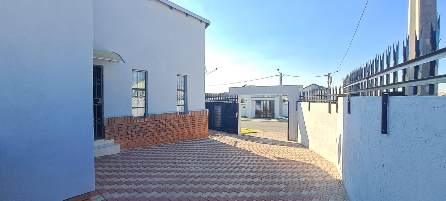 3 Bedroom Property for Sale in South Hills Gauteng