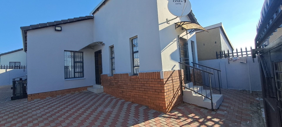 3 Bedroom Property for Sale in South Hills Gauteng