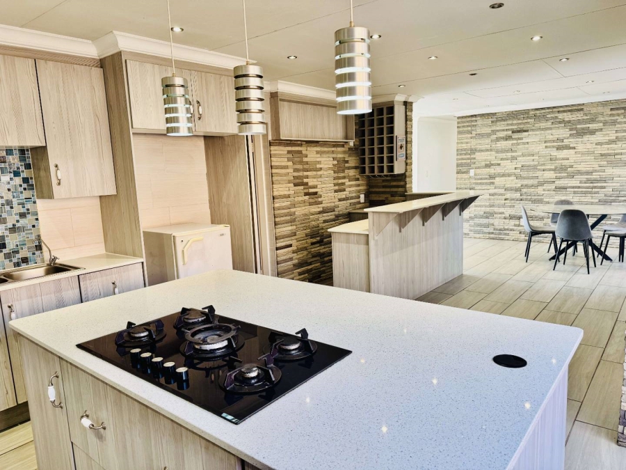 3 Bedroom Property for Sale in Ravenswood Gauteng
