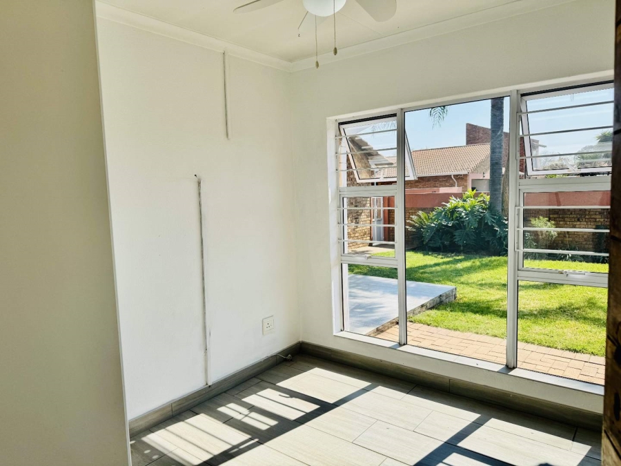 3 Bedroom Property for Sale in Ravenswood Gauteng