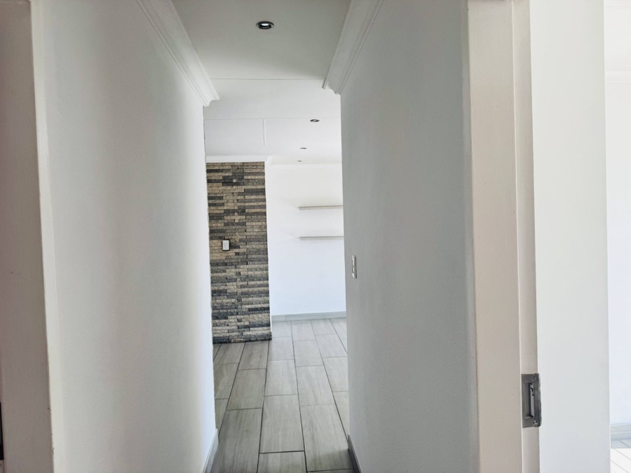 3 Bedroom Property for Sale in Ravenswood Gauteng