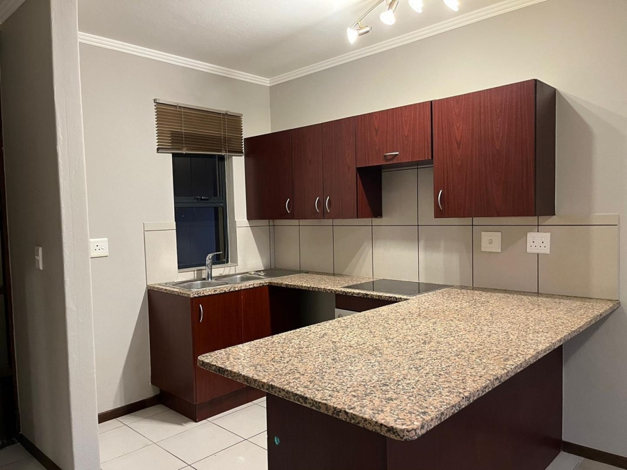 To Let 1 Bedroom Property for Rent in Jackal Creek Golf Estate Gauteng