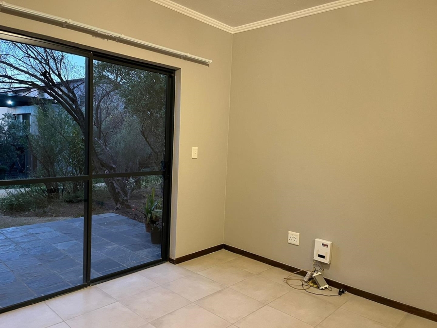 To Let 1 Bedroom Property for Rent in Jackal Creek Golf Estate Gauteng