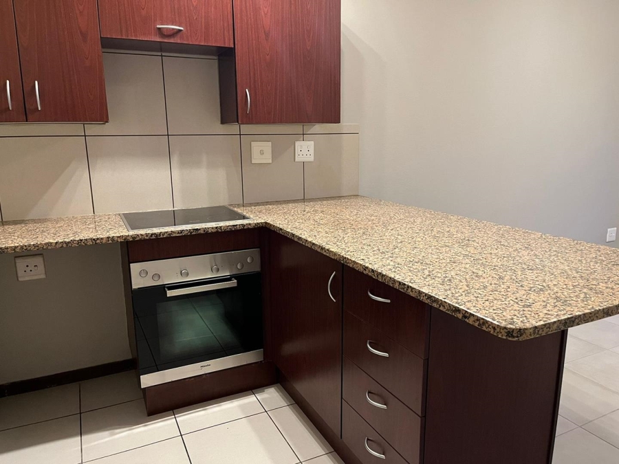 To Let 1 Bedroom Property for Rent in Jackal Creek Golf Estate Gauteng