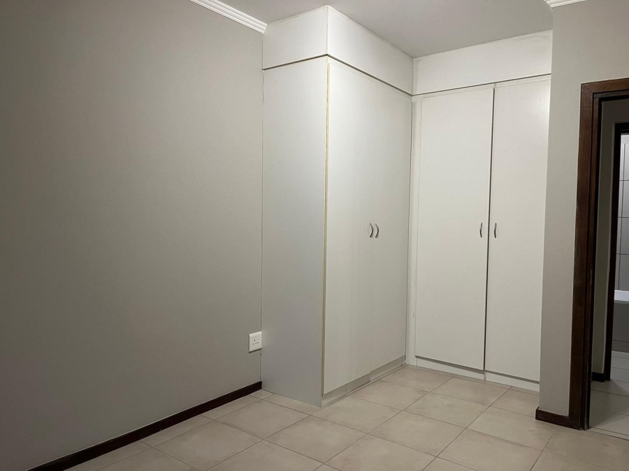 To Let 1 Bedroom Property for Rent in Jackal Creek Golf Estate Gauteng