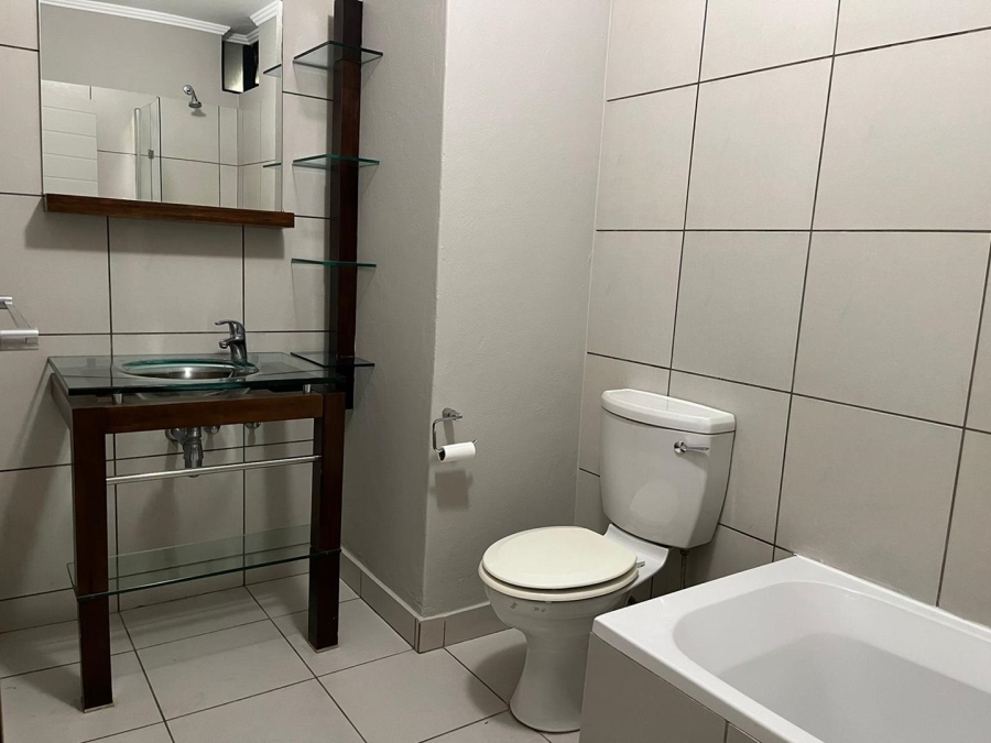 To Let 1 Bedroom Property for Rent in Jackal Creek Golf Estate Gauteng