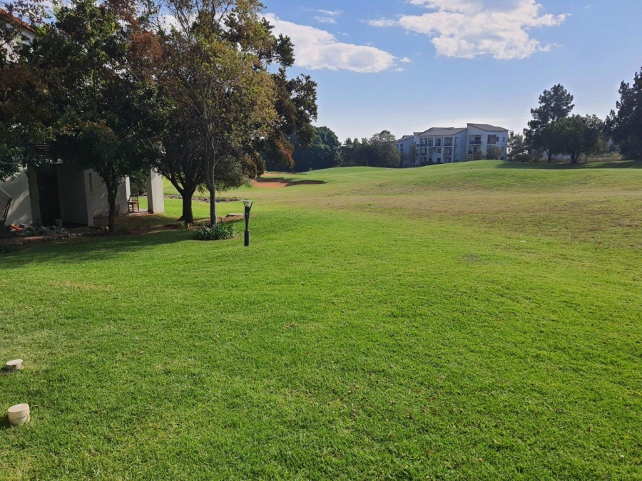 To Let 1 Bedroom Property for Rent in Jackal Creek Golf Estate Gauteng