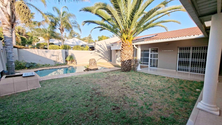 To Let 3 Bedroom Property for Rent in Woodmead Gauteng