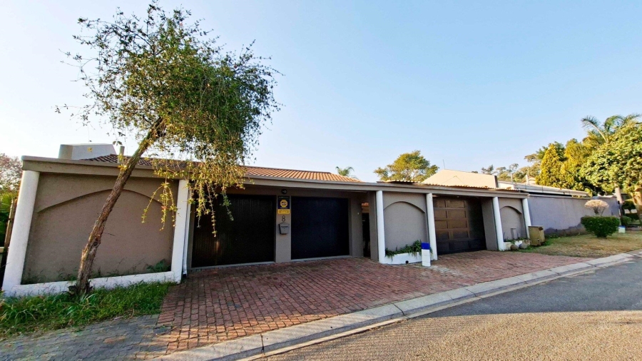 To Let 3 Bedroom Property for Rent in Woodmead Gauteng