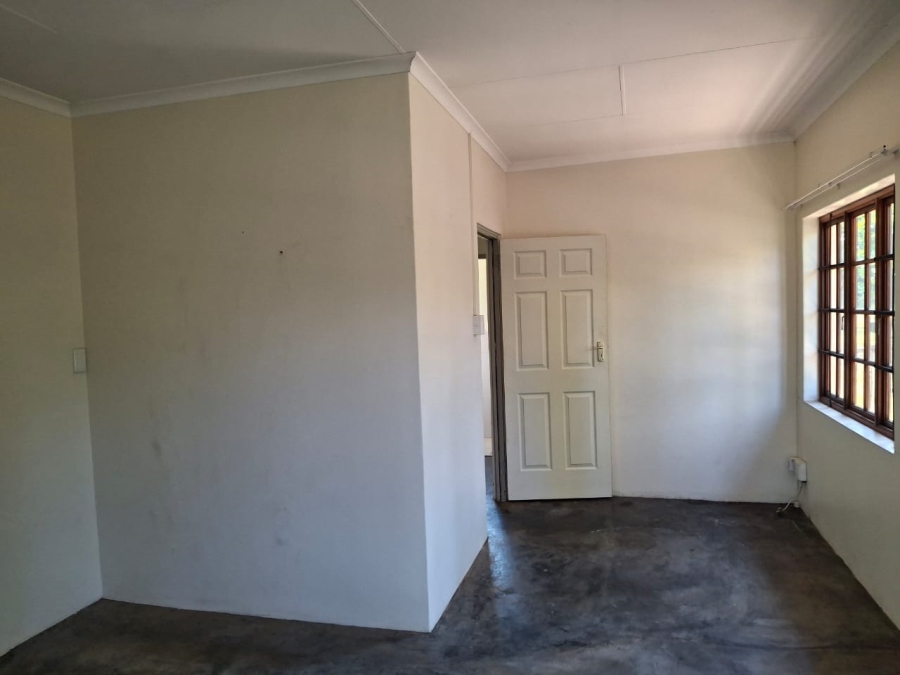 To Let 2 Bedroom Property for Rent in Zwavelpoort Gauteng