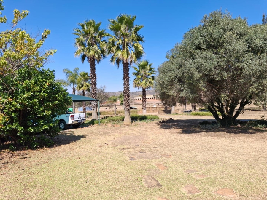 To Let 2 Bedroom Property for Rent in Zwavelpoort Gauteng