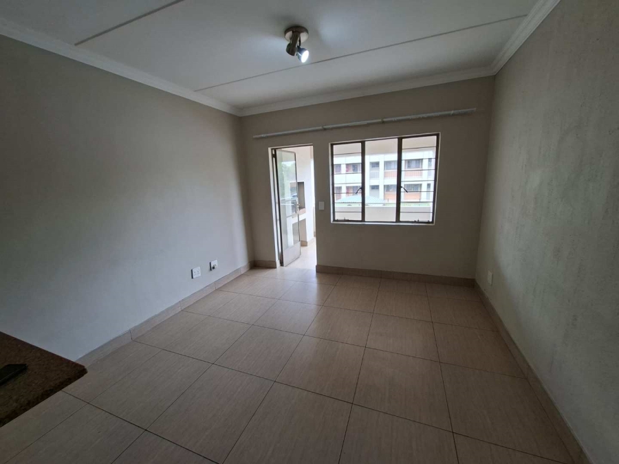 To Let 2 Bedroom Property for Rent in Waverley Gauteng