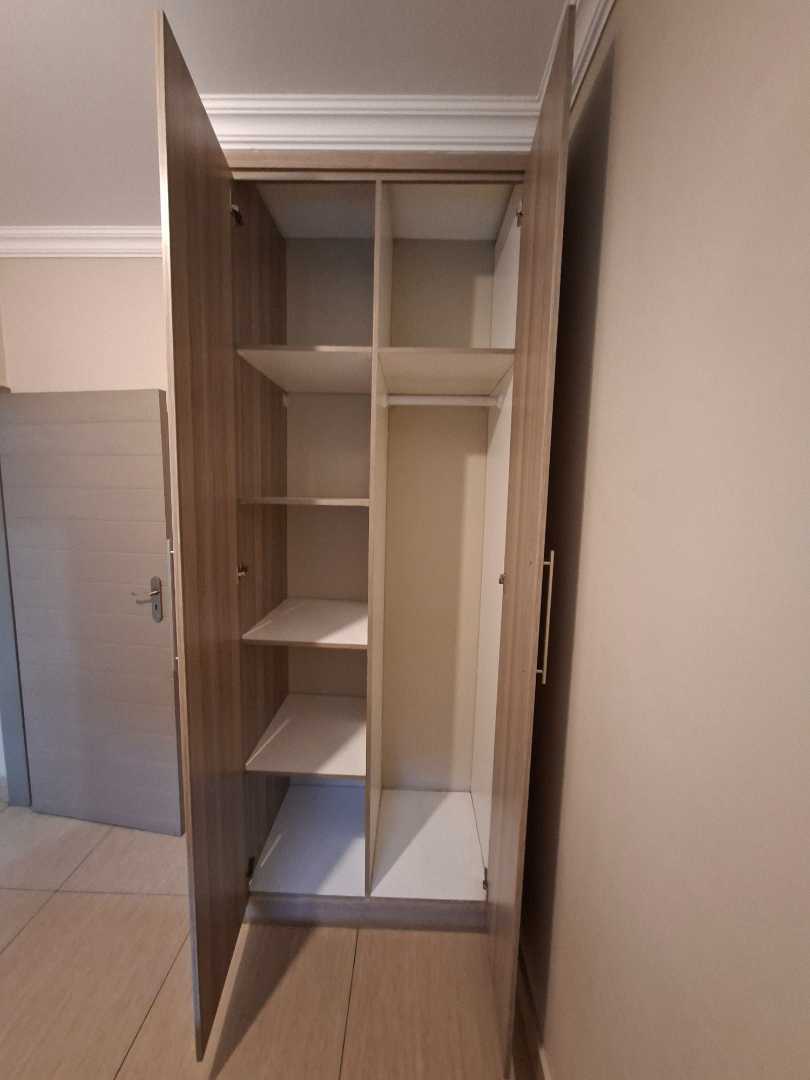 To Let 2 Bedroom Property for Rent in Waverley Gauteng