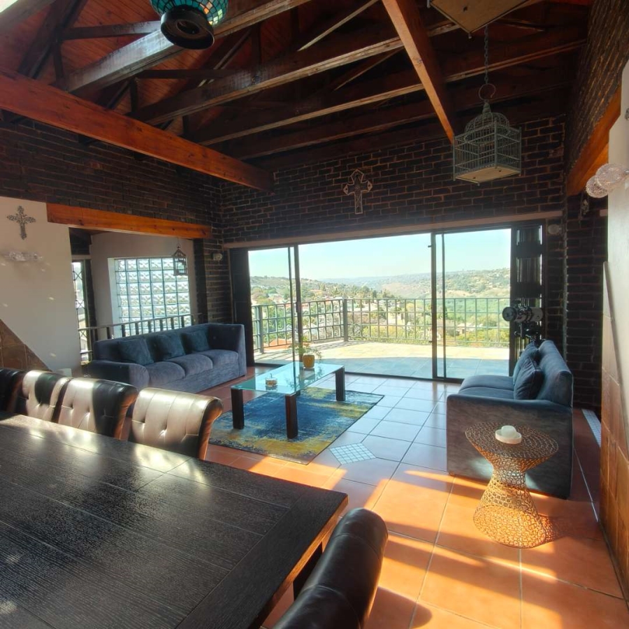6 Bedroom Property for Sale in Kenmare Gauteng