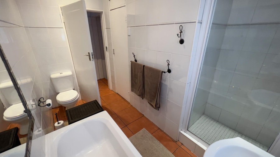 6 Bedroom Property for Sale in Kenmare Gauteng
