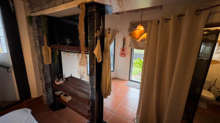 6 Bedroom Property for Sale in Kenmare Gauteng