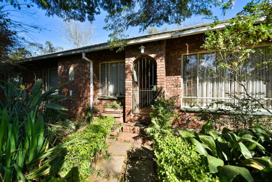 3 Bedroom Property for Sale in Meyerspark Gauteng